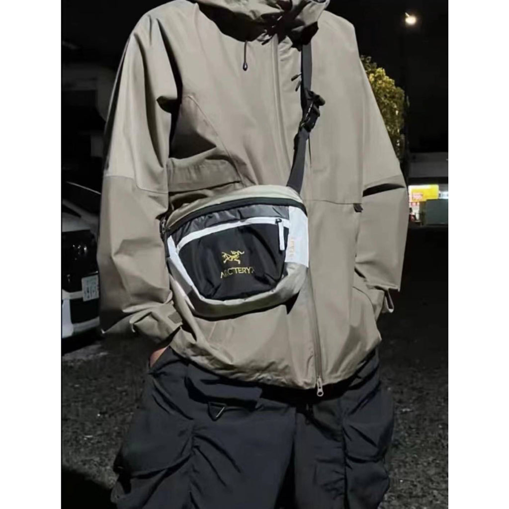 ARC’TERYX x BEAMS / 別注 MANTIS 2 WAISTPACK 聯名款斜背包