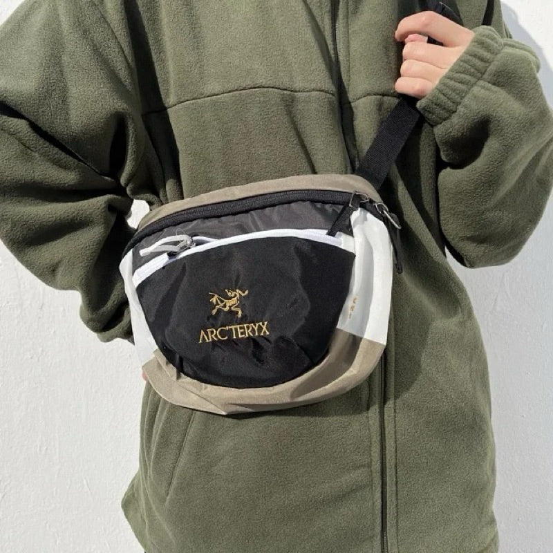 ARC’TERYX x BEAMS / 別注 MANTIS 2 WAISTPACK 聯名款斜背包